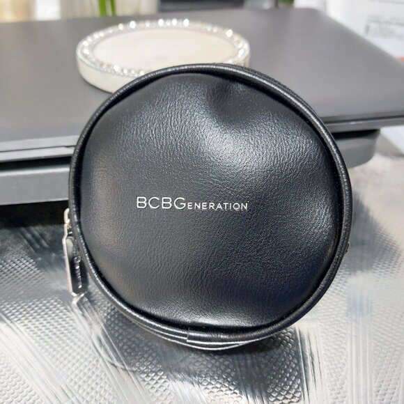 BCBGeneration Mini Clip On Bag Charm Mini Wallet Coin Purse Clip 2 COLORS - Picture 7 of 12
